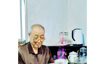 堅(jiān)持是我最大的驕傲——記公司建廠元老、原工模具廠黨支部書記李運(yùn)杰