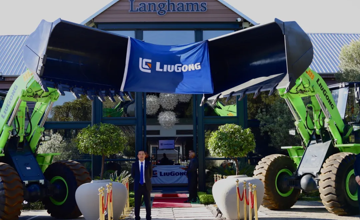 柳工“綠色聯(lián)盟”公益活動(dòng)落地非洲