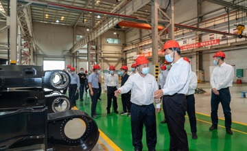 自治區(qū)黨委常委、自治區(qū)人民政府副主席許永錁到柳工調(diào)研并宣講黨的二十大精神