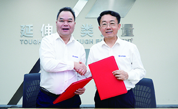 柳工股份公司舉行經(jīng)理層崗位聘任協(xié)議經(jīng)營業(yè)績責任書簽約儀式